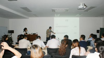 積跬步，至千里，華衛(wèi)公司2018年二季度總結(jié)會(huì)議圓滿結(jié)束